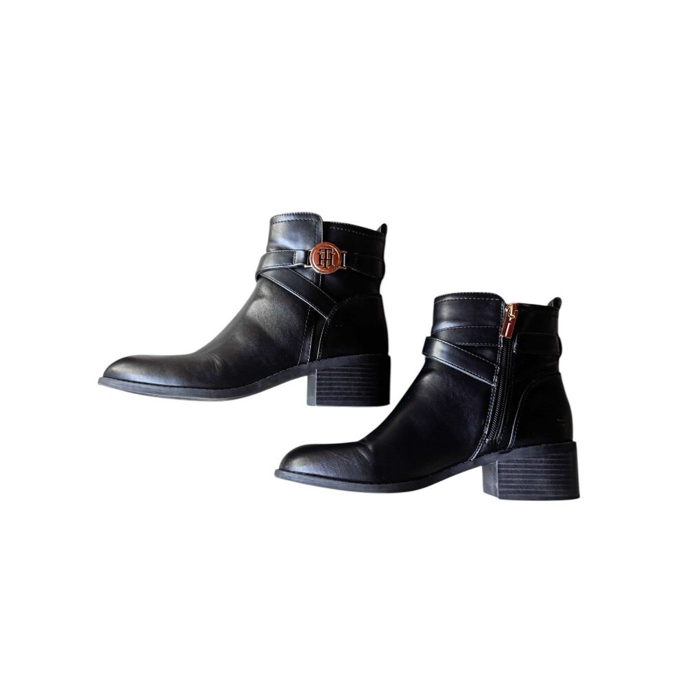 Tommy Hilfiger Womens Black Ankle Boots Faux Leather Sz 7.5M Gold Logo Imiera - Picture 8 of 11